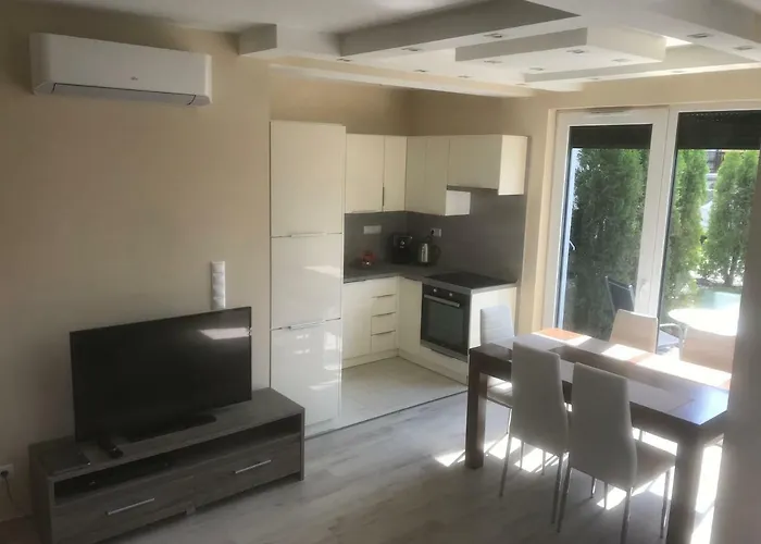 Azur Apartament